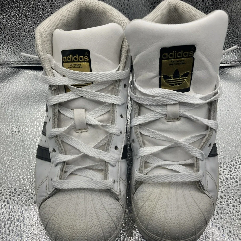 YOUTH ADIDAS PRO MODEL J (S85962) BASKETBALL SNEAKER WHT CORE BLK YOUTH SIZE 4